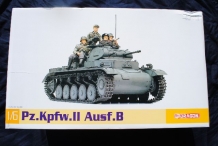 images/productimages/small/Pz.Kpfw.II Ausf.B Dragon 75025 1;6 doos.jpg